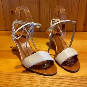 Vintage Unisa White Ankle Tie Wedge Sandals~~Size 8B